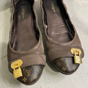 LOUIS VUITTON Monogram Iridescent Leather Lucky Ballerina Flats 39 US 9